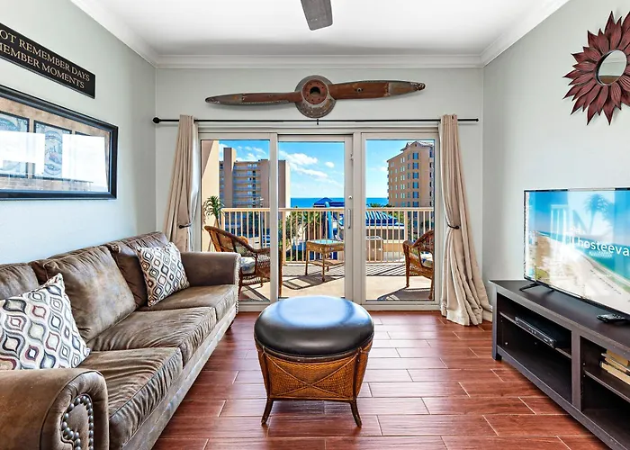 Crystal Tower 404 Apartment